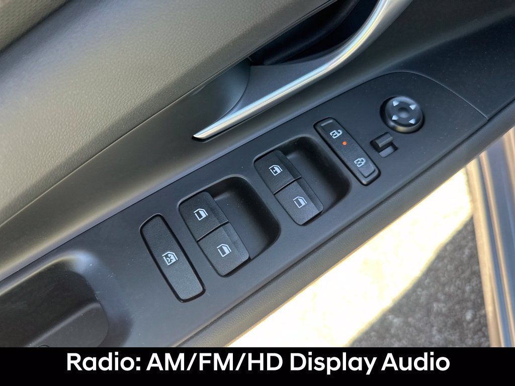 Used 2026 Hyundai Elantra SE FWD image 12