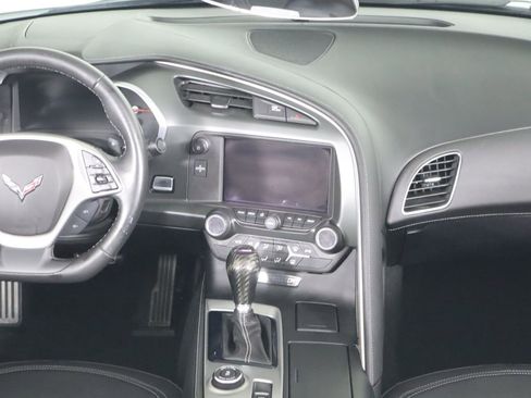 Used 2019 Chevrolet Corvette Stingray Convertible w/ 1LT image 22