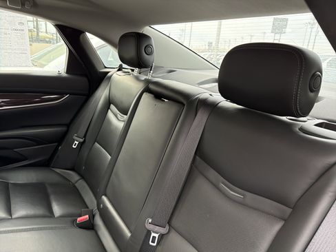 Used 2017 Cadillac XTS Luxury image 25