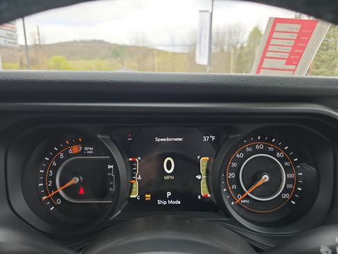 New 2026 Jeep Wrangler Unlimited Sport w/ Convenience Group AWD/4WD image 22
