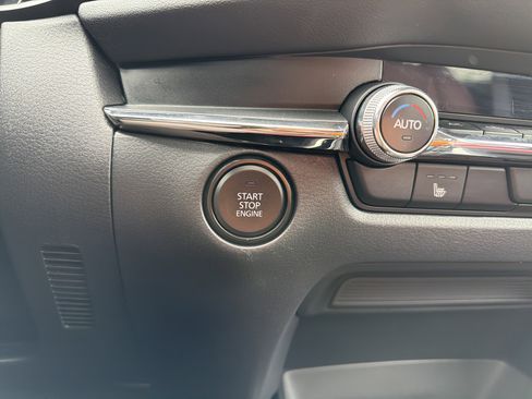 Certified 2024 MAZDA CX-30 AWD 2.5 S w/ Preferred Package image 18