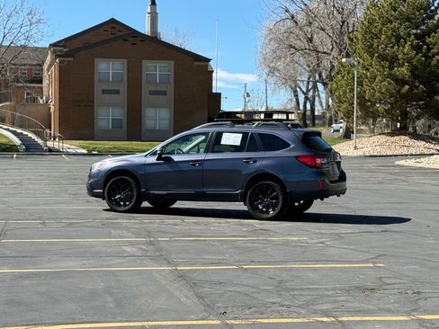 Used 2017 Subaru Outback 3.6R Limited image 7