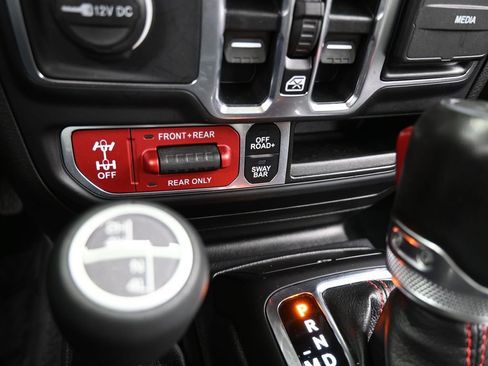 Used 2023 Jeep Gladiator Rubicon w/ LED Lighting Group image 25