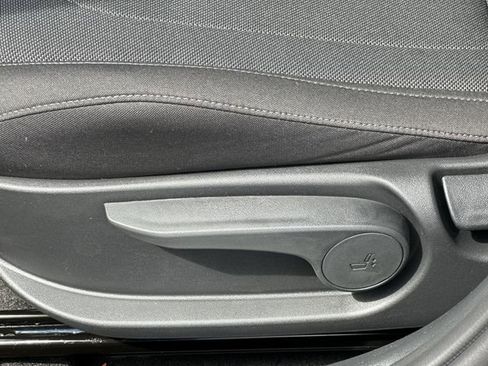 New 2026 Hyundai Elantra SE FWD image 28