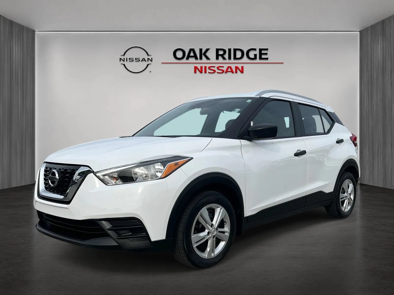 Used 2019 Nissan Kicks S FWD image 7