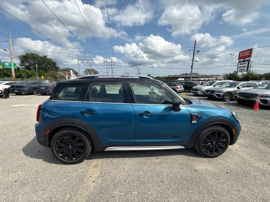 Used 2024 MINI Cooper Countryman S w/ Premium Package AWD/4WD image 4