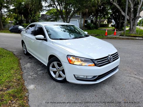 Used 2015 Volkswagen Passat 1.8T Limited Edition FWD image 20