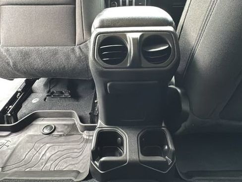 Used 2021 Jeep Wrangler Sport AWD/4WD image 27