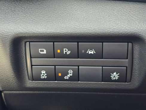 Certified 2025 Nissan Kicks Play S FWD image 22