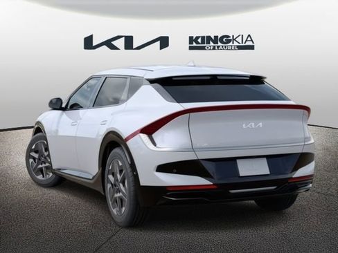 New 2025 Kia EV6 Light w/ Light LR Technology Package RWD image 4
