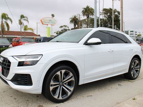 Used 2019 Audi Q8 Premium Plus w/ Premium Plus AWD/4WD image 1
