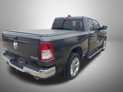Used 2022 RAM 1500 Big Horn AWD/4WD image 3