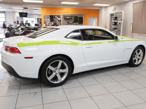 Used 2015 Chevrolet Camaro LT w/ 1LT Preferred Package RWD image 11