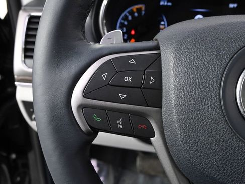 Used 2017 Jeep Grand Cherokee Summit AWD/4WD image 34