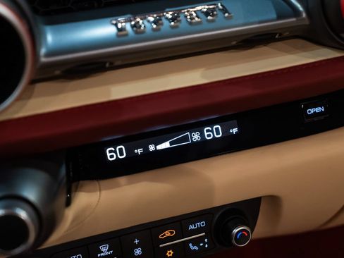 Certified 2022 Ferrari 812 GTS RWD image 35