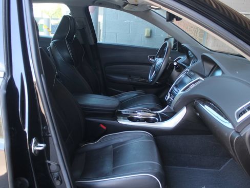 Used 2019 Acura TLX V6 w/ Technology Package FWD image 14