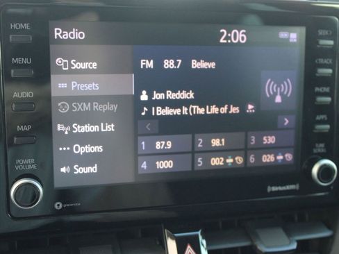 Used 2022 Toyota Corolla LE image 21