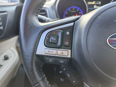 Used 2017 Subaru Outback 2.5i Limited AWD/4WD image 39