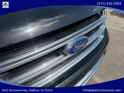 Used 2015 Ford Expedition Platinum AWD/4WD image 4