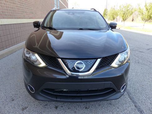 Used 2018 Nissan Rogue Sport SL w/ SL Premium Package AWD/4WD image 5