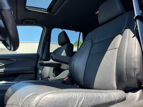 Used 2023 Honda Passport Elite image 5