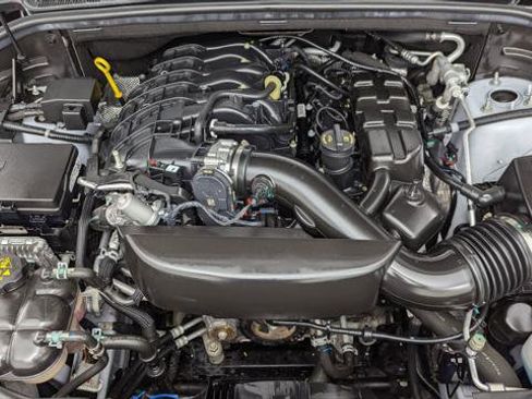 Used 2024 Dodge Durango SXT image 29