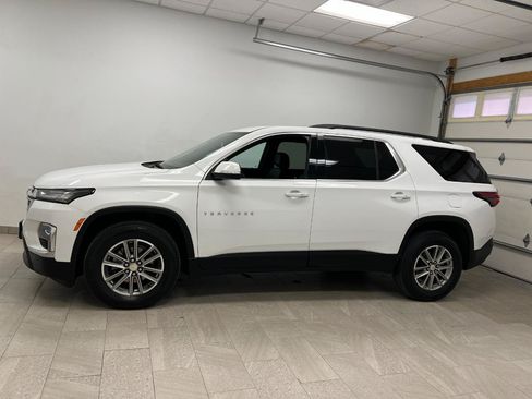 Used 2023 Chevrolet Traverse LT FWD image 6