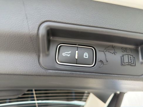 New 2026 Ford Explorer Active AWD/4WD image 14