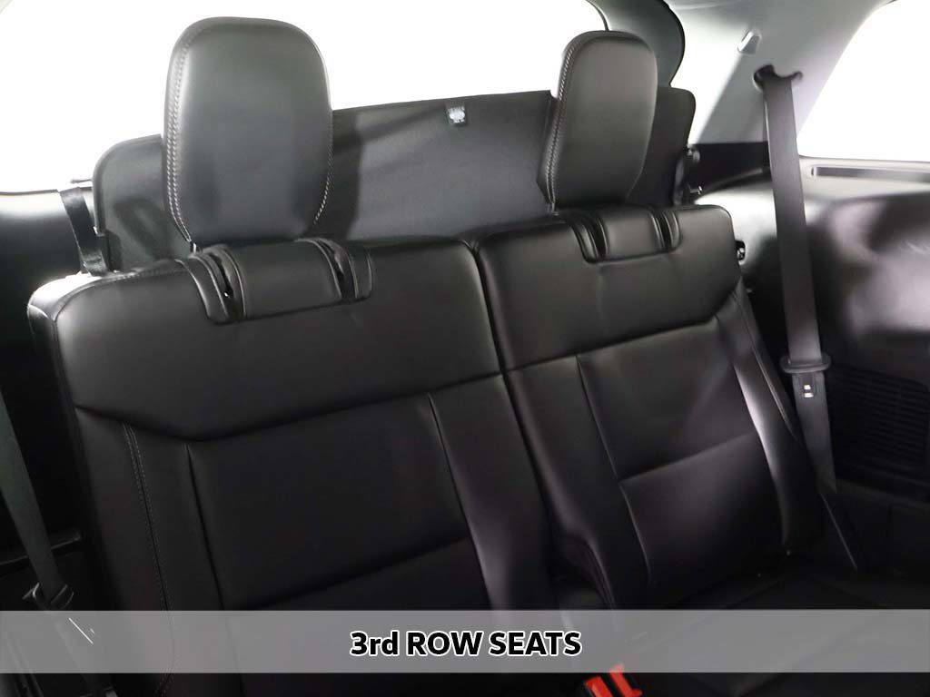 Used 2022 Ford Explorer XLT w/ Equipment Group 202A AWD/4WD image 6