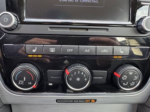 Used 2013 Volkswagen Passat 2.5 SE image 20