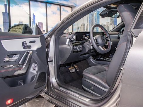 Certified 2025 Mercedes-Benz CLA 250 4MATIC image 13