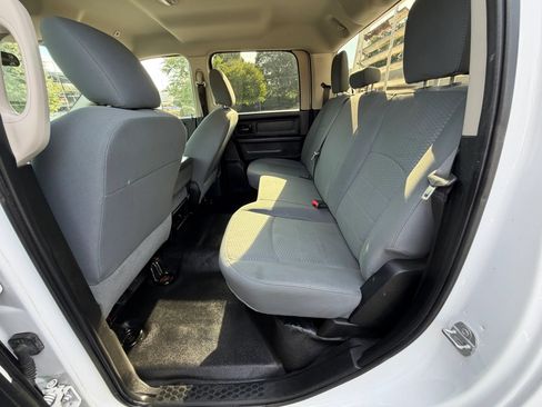 Used 2018 RAM 3500 Tradesman RWD image 15