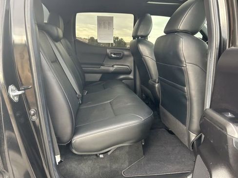 Used 2023 Toyota Tacoma TRD Off-Road image 27