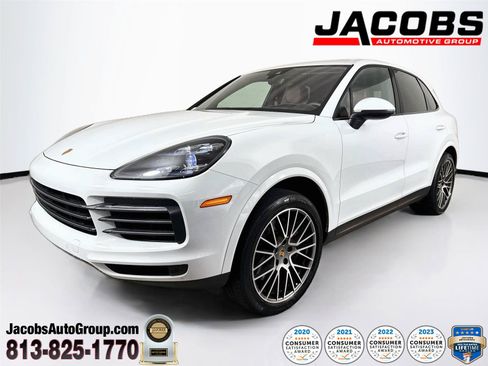 Used 2023 Porsche Cayenne Platinum Edition AWD/4WD image 1