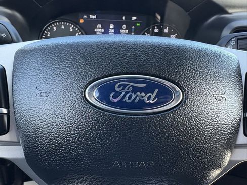 Used 2023 Ford Explorer XLT image 51