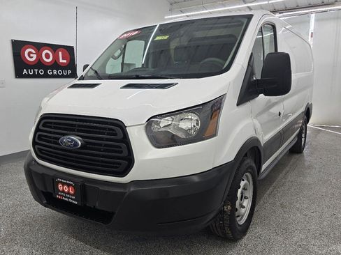 Used 2019 Ford Transit 150 130 Low Roof RWD image 9