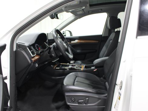 Used 2023 Audi Q5 2.0T Premium AWD/4WD image 3