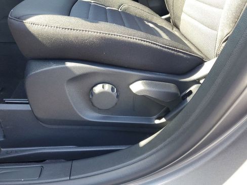 New 2024 Ford Edge SE w/ Black Appearance Package image 13