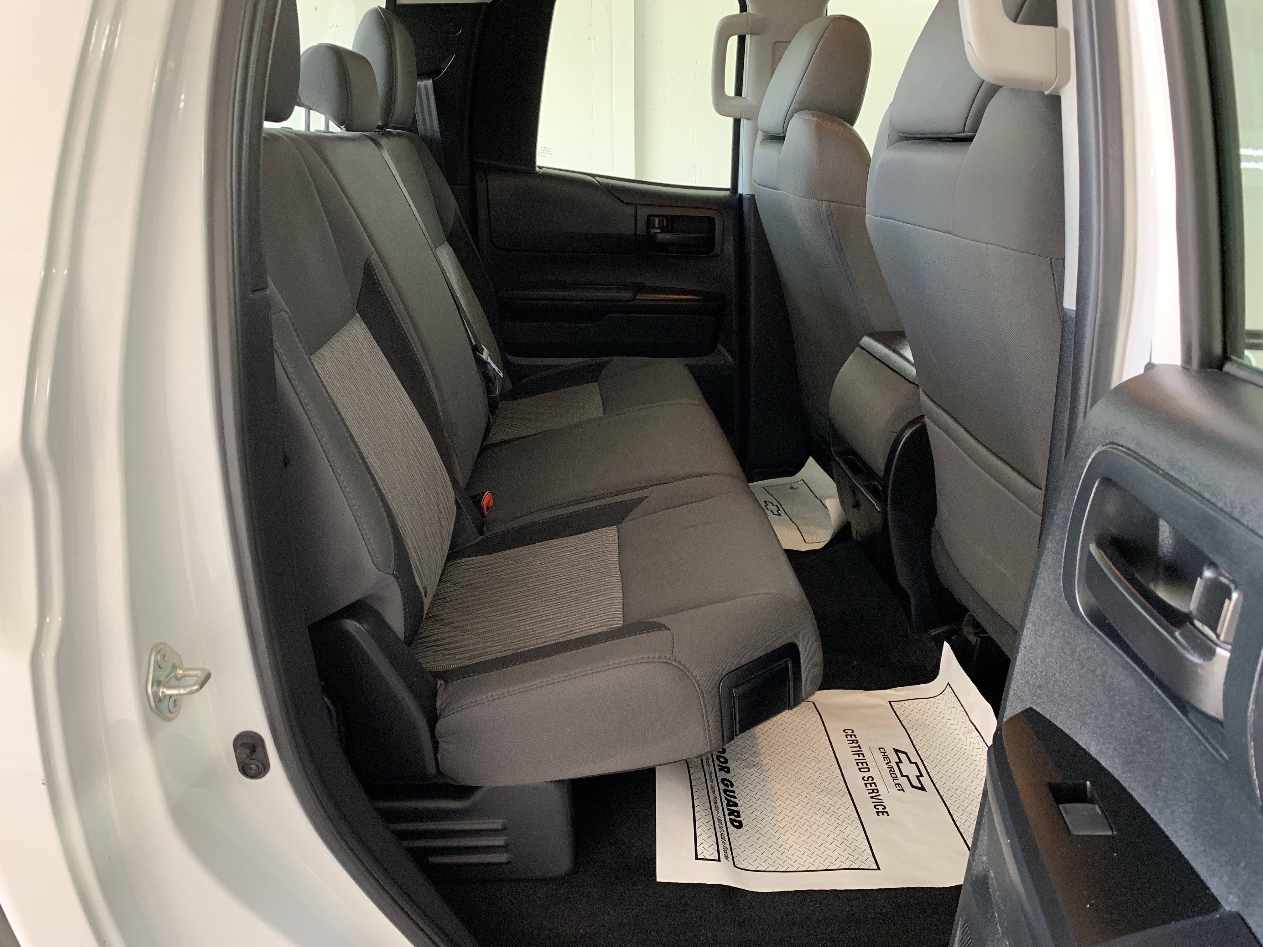 Used 2017 Toyota Tundra SR AWD/4WD image 32