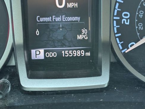 Used 2016 Toyota Tacoma 2WD Double Cab image 16