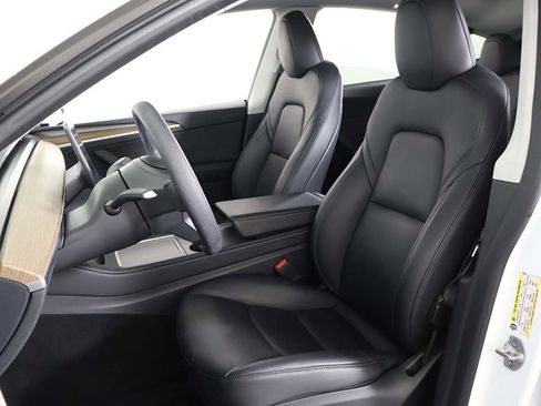 Used 2023 Tesla Model Y Long Range image 29