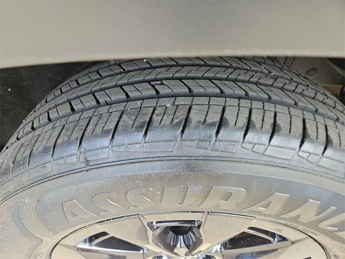 Used 2025 MAZDA CX-50 AWD 2.5 Hybrid w/ Premium Pkg image 27