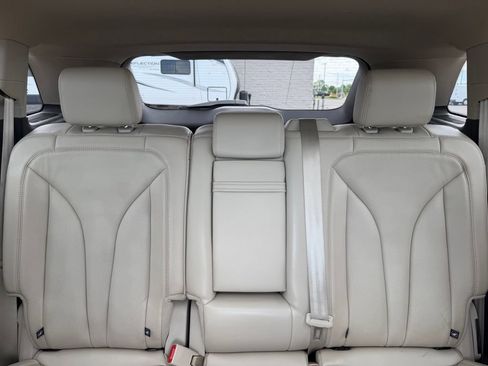 Used 2016 Lincoln MKX Reserve w/ Driver Assistance Package AWD/4WD image 15