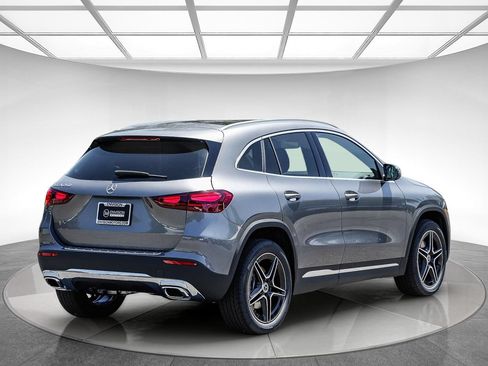 New 2026 Mercedes-Benz GLA 250 image 4