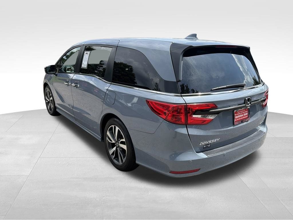 Used 2023 Honda Odyssey Touring image 10