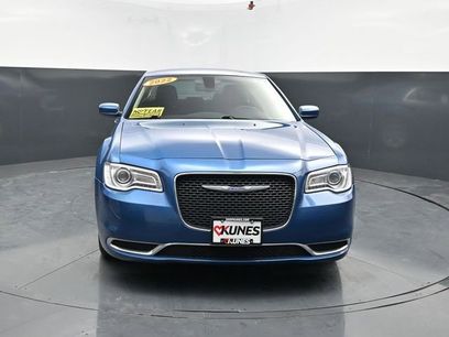Used 2022 Chrysler 300 Touring