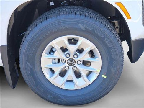 New 2026 Nissan Frontier S image 13