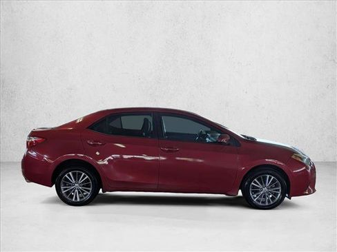 Used 2014 Toyota Corolla LE FWD image 4