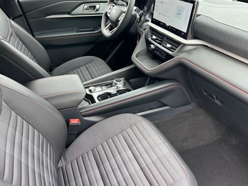 New 2026 Ford Explorer ST-Line RWD image 16