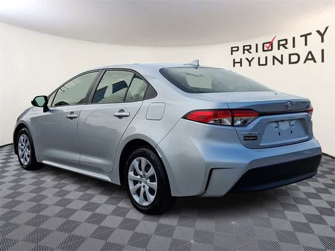 Used 2023 Toyota Corolla LE w/ Carpet Mat Package (TMS) image 6